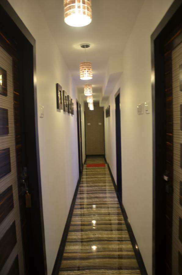 Hotel Modern Мумбаї Екстер'єр фото